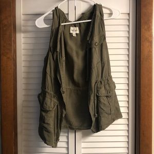 American Eagle Utility Vest